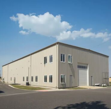 Installation rapide ateliers préfabriqués usines panneau sandwich structure d'acier moderne entrepôt vente à chaud usine vente en gros Construction bâtiment en acier bon marché